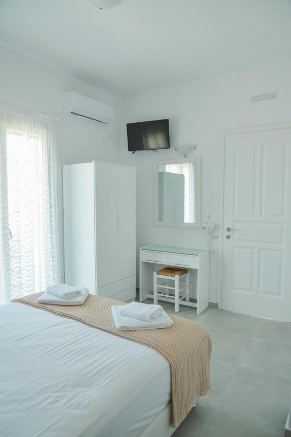 Zeras Apartments آداماس المظهر الخارجي الصورة