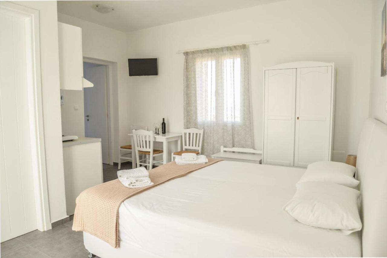 Zeras Apartments آداماس المظهر الخارجي الصورة
