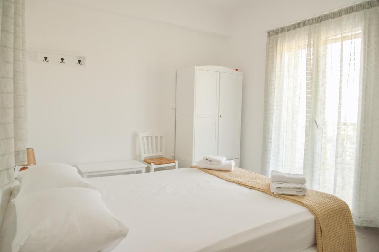 Zeras Apartments آداماس المظهر الخارجي الصورة