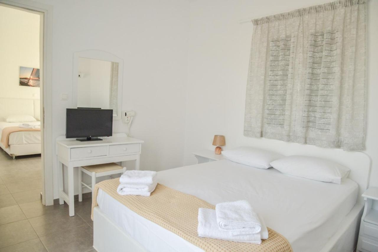 Zeras Apartments آداماس المظهر الخارجي الصورة