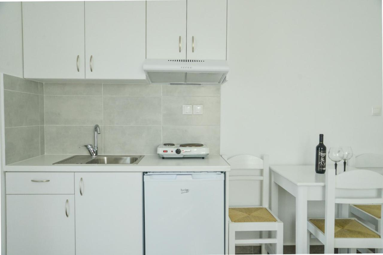 Zeras Apartments آداماس المظهر الخارجي الصورة