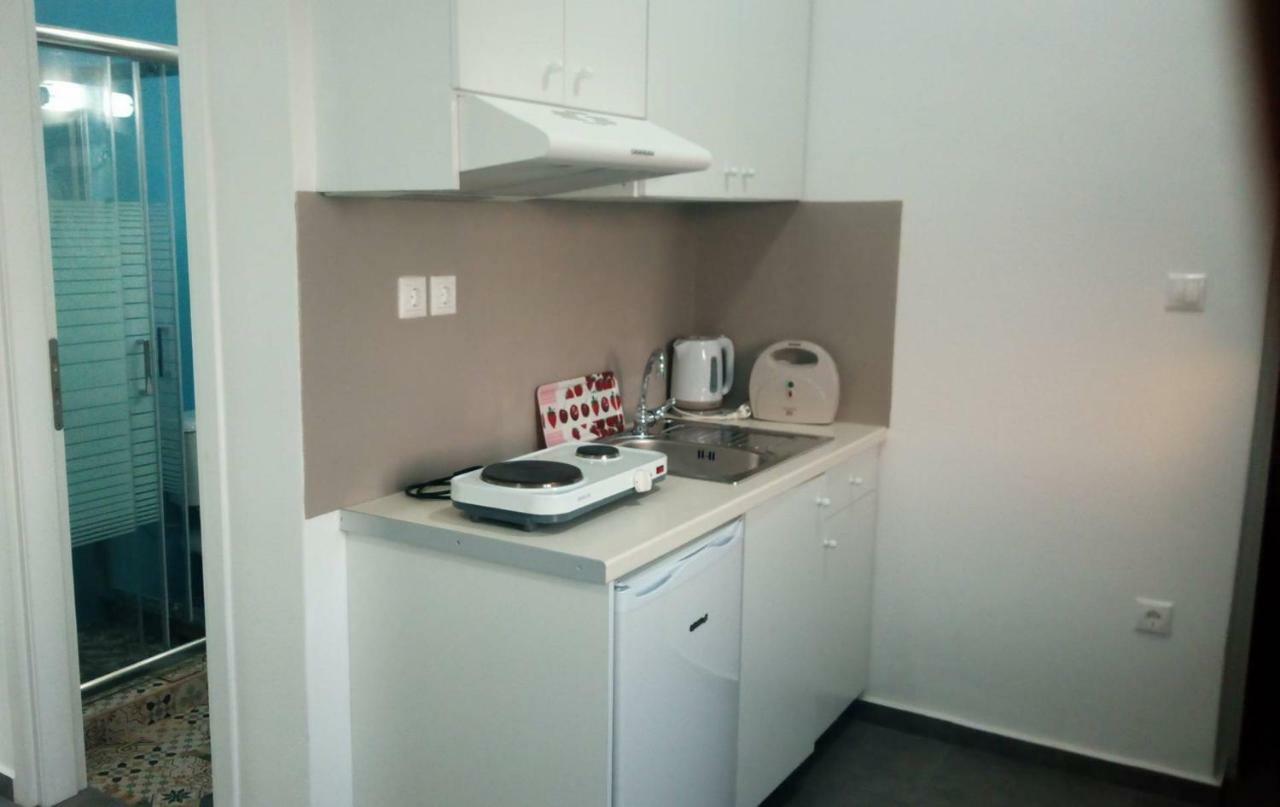 Zeras Apartments آداماس المظهر الخارجي الصورة