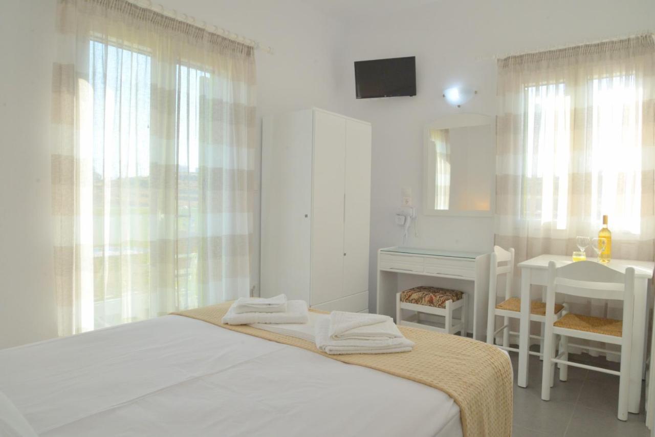 Zeras Apartments آداماس المظهر الخارجي الصورة